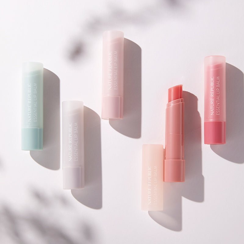 Essential Lip Balm 03 Camellia